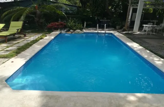 Hotel Villa Carolina Puerto Plata piscina 1